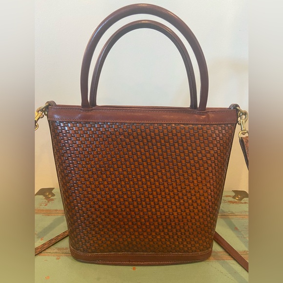 Beautiful Brahmin Leather Purse/Handbag w/Shoulder Strap (EUC) - Picture 3 of 8